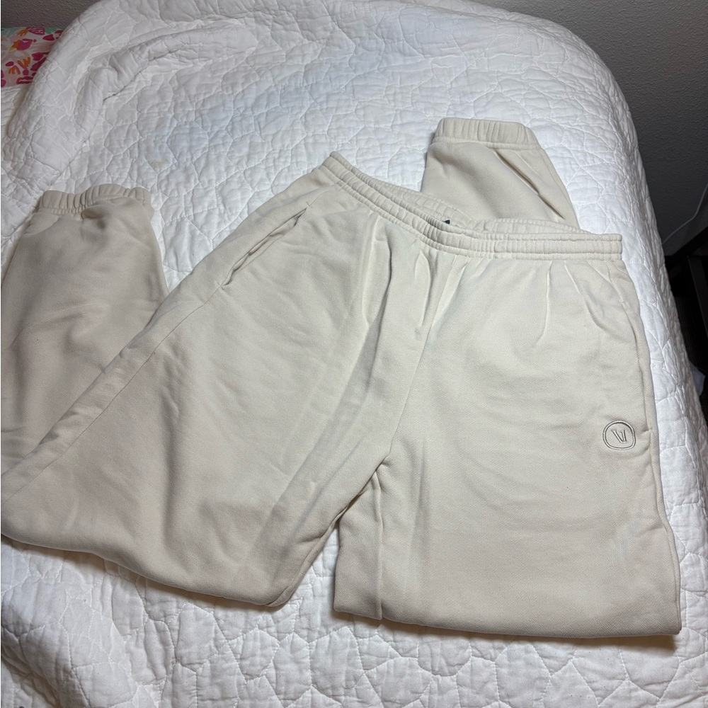 Vuori Joggers in cream